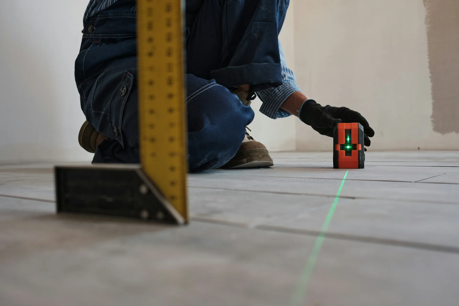 Laticrete Strata Mat crack-isolation membrane installed