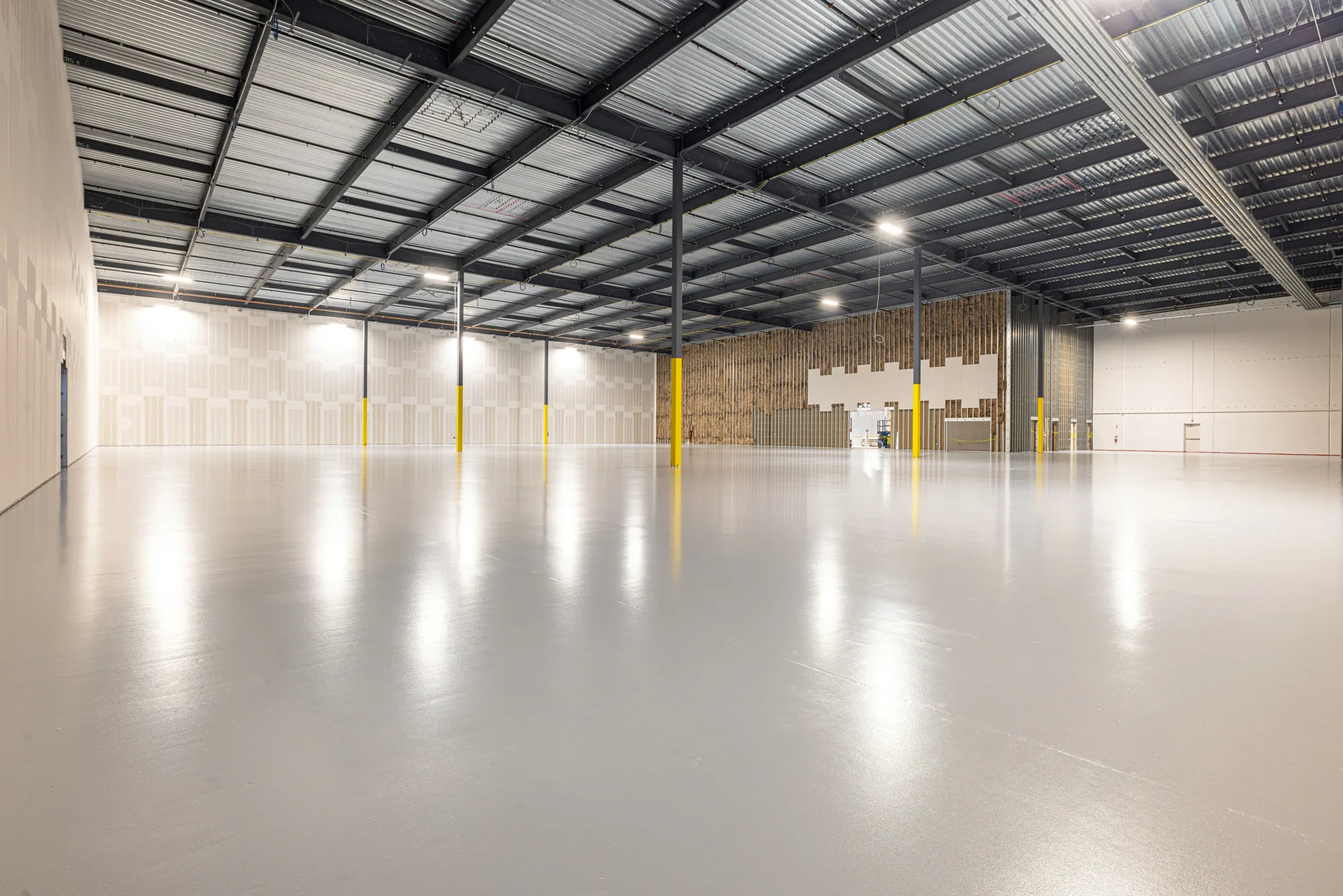 MasterTop epoxy floor system in a Portland warehouse