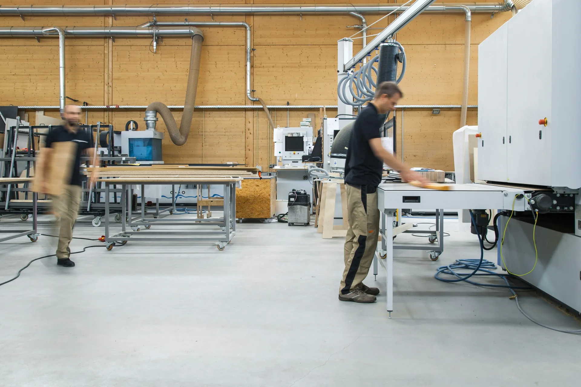 controlled-environment epoxy floor at a Portland light-industrial facility